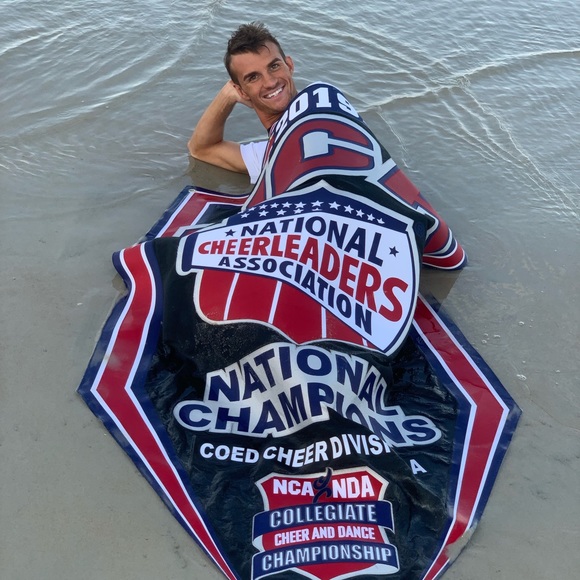 Drew Tyler - Picture 5 of 8